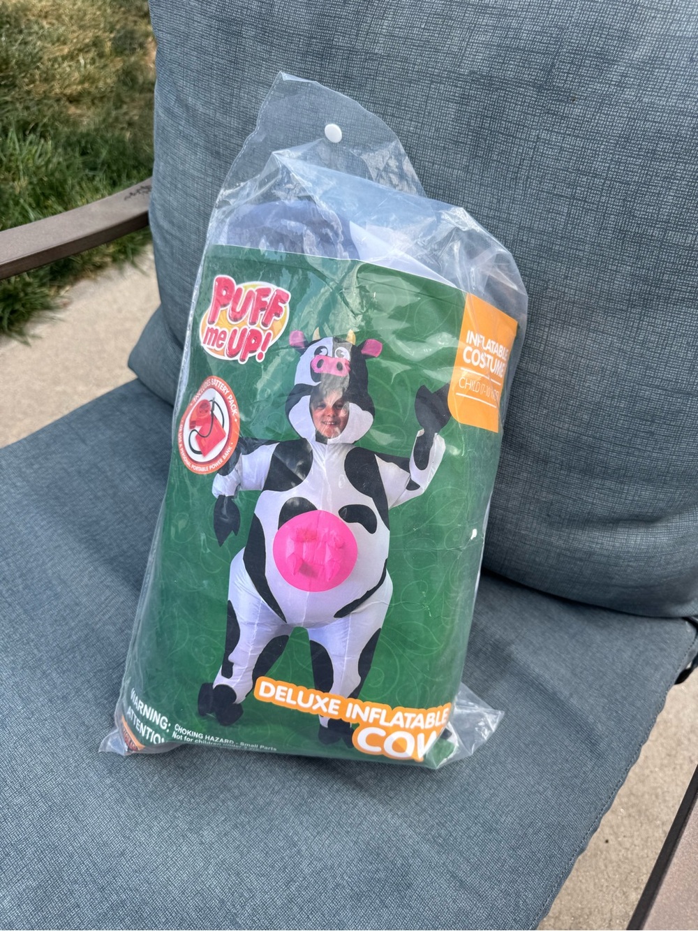 Puff Me Up! Deluxe Inflatable Cow Costume - White, Black & Pink